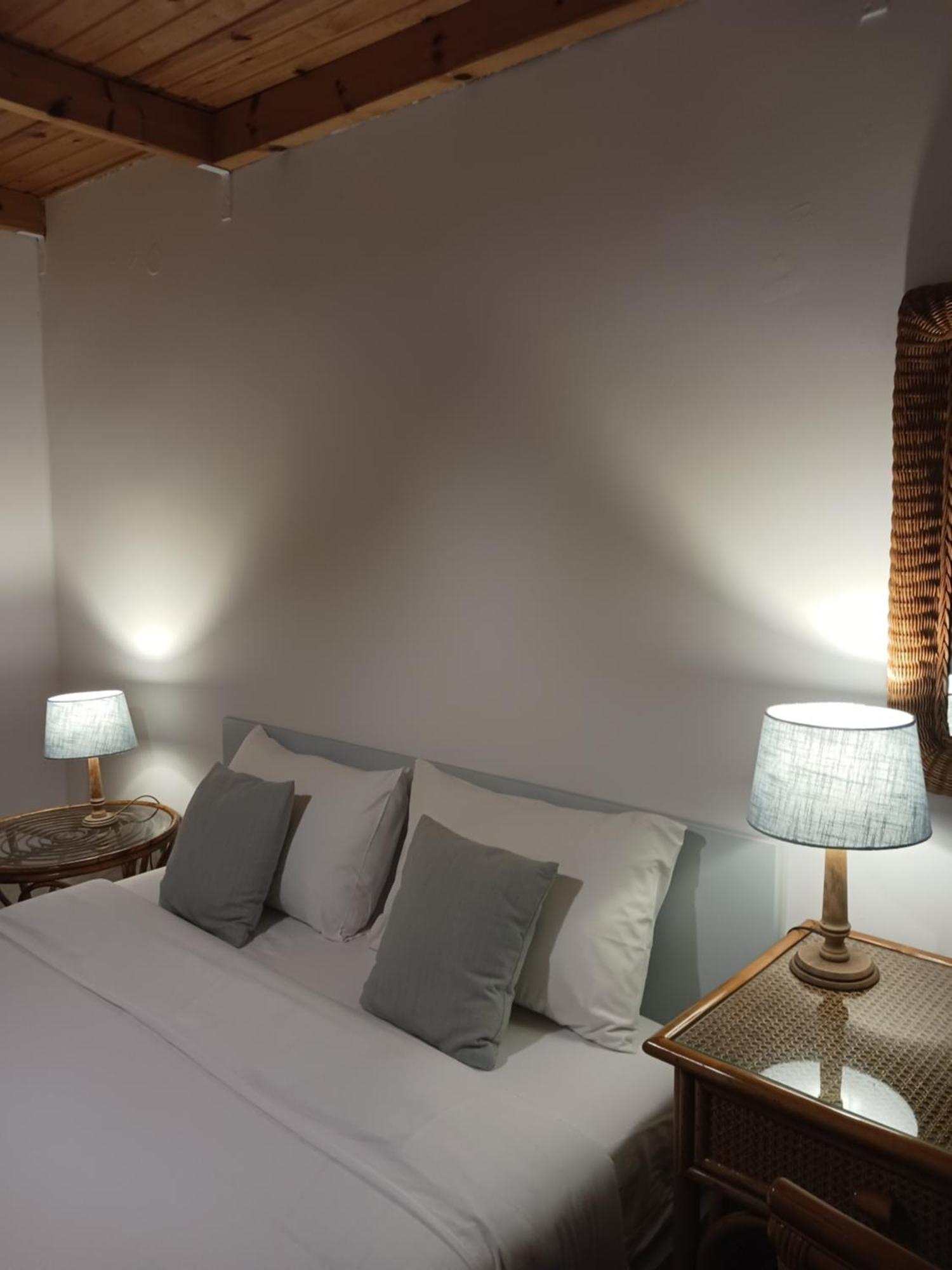 Theros & Trygos Boutique Houses - Ath Airport Артеміда Номер фото